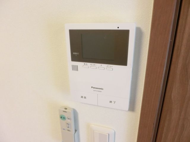セキュリティ　来訪者のわかるモニターホンです