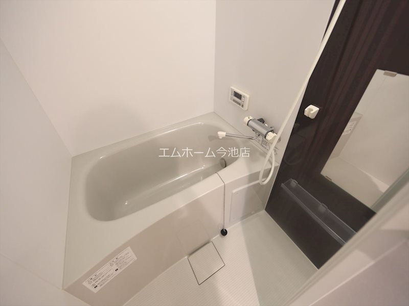 バス・シャワールーム　追い焚き・浴室暖房乾燥機付バス