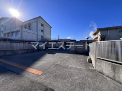 中学校　八代第二中学校（中学校）まで1048m