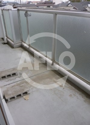 バルコニー　ヴィラスリースター鶴浜　バルコニー