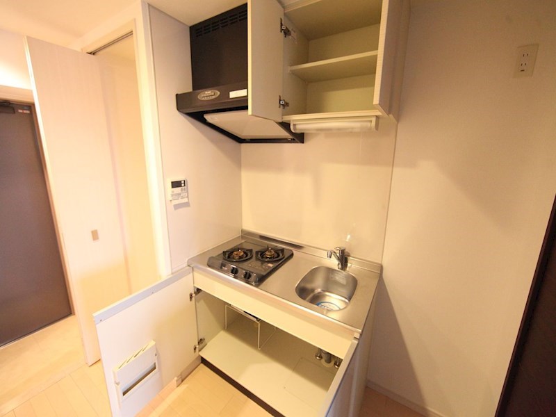 キッチン　システムキッチン（ガス2口コンロ付）