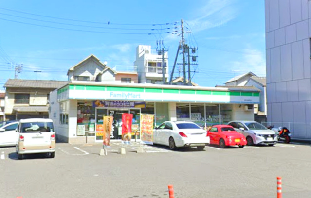 コンビニ　ファミリーマート高松松島町店（コンビニ）まで282m