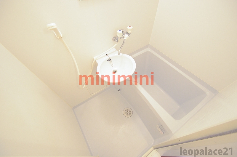 バス・シャワールーム　※写真と現物が異なる場合は現物を優先いたします。