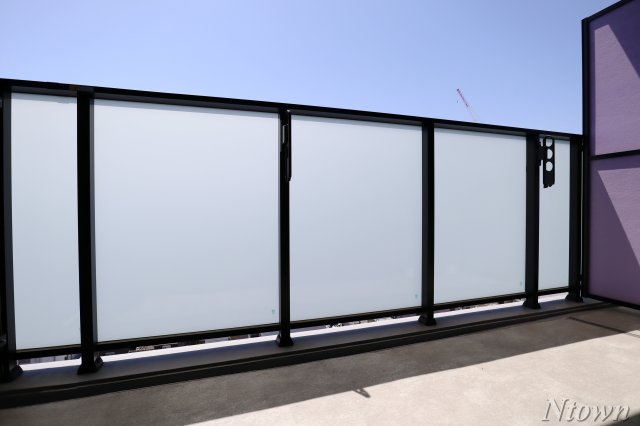 バルコニー　陽当たり良好なバルコニーです