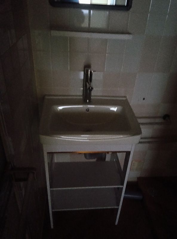 洗面設備　参考写真（同物件別部屋）