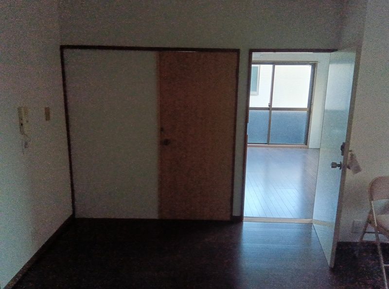 居室・リビング　参考写真（同物件別部屋）