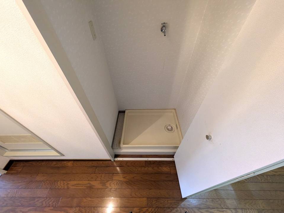 洗面設備　洗濯機置場