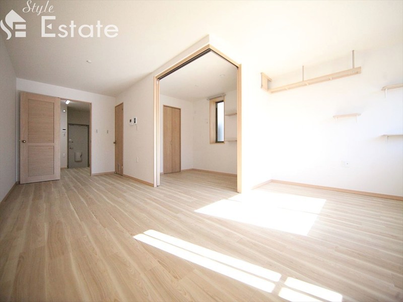 居室・リビング　内装