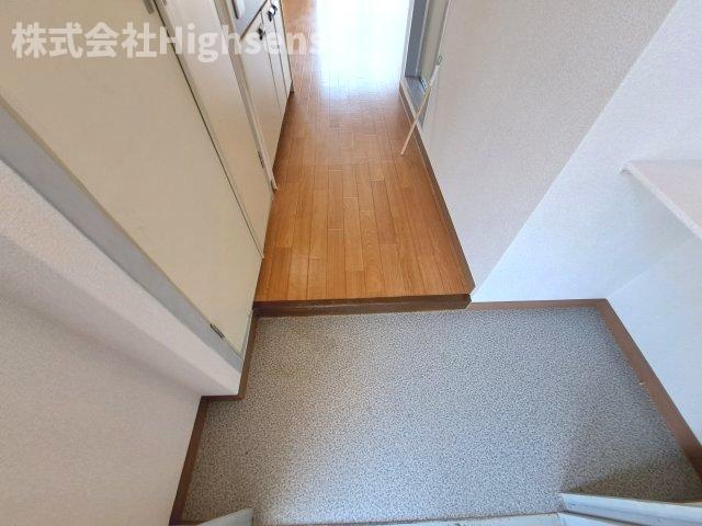 玄関　落ち着いた玄関です