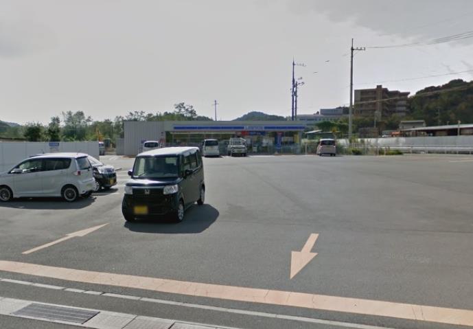 コンビニ　ローソン（コンビニ）まで1210m