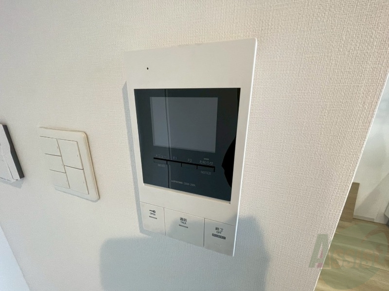 セキュリティ　モニタ付インターホンでセキュリティ面も安心です。