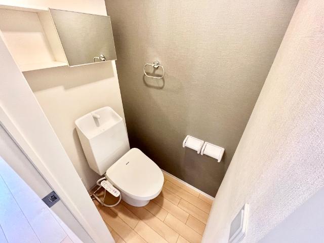 トイレ　シャワー付トイレ