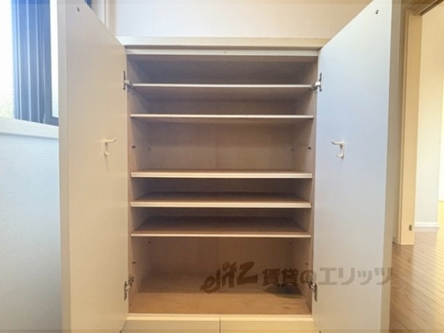 収納　下駄箱