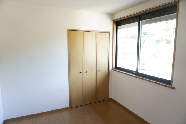 その他部屋・スペース　北側６帖の洋室です☆