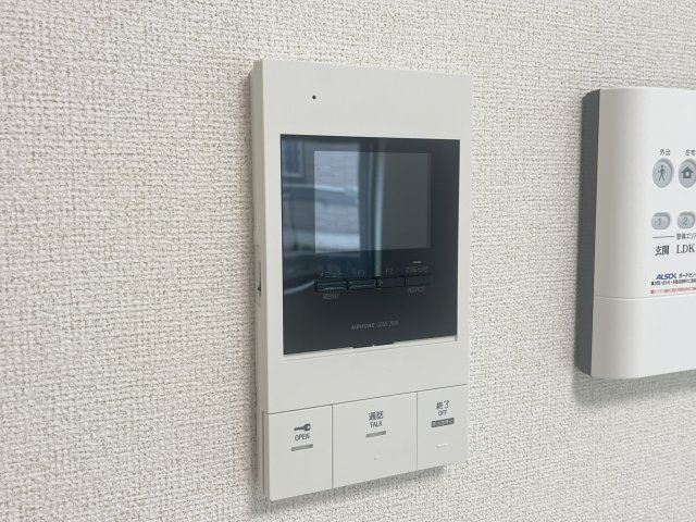 セキュリティ　モニター付きインターホンです