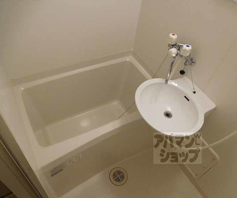 バス・シャワールーム　セパレートです