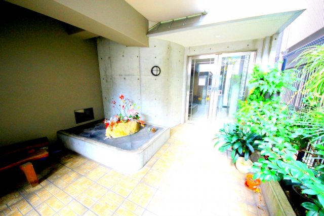 エントランス　アプローズ堂島