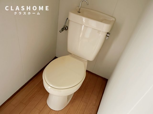 トイレ　同系タイプのイメージ写真になります。