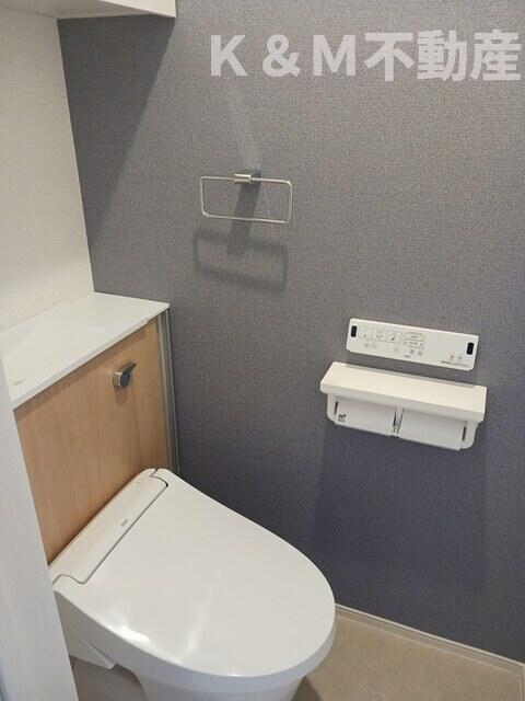 トイレ　落ち着いたトイレです