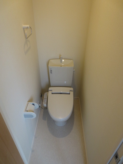 トイレ　★温水洗浄便座★