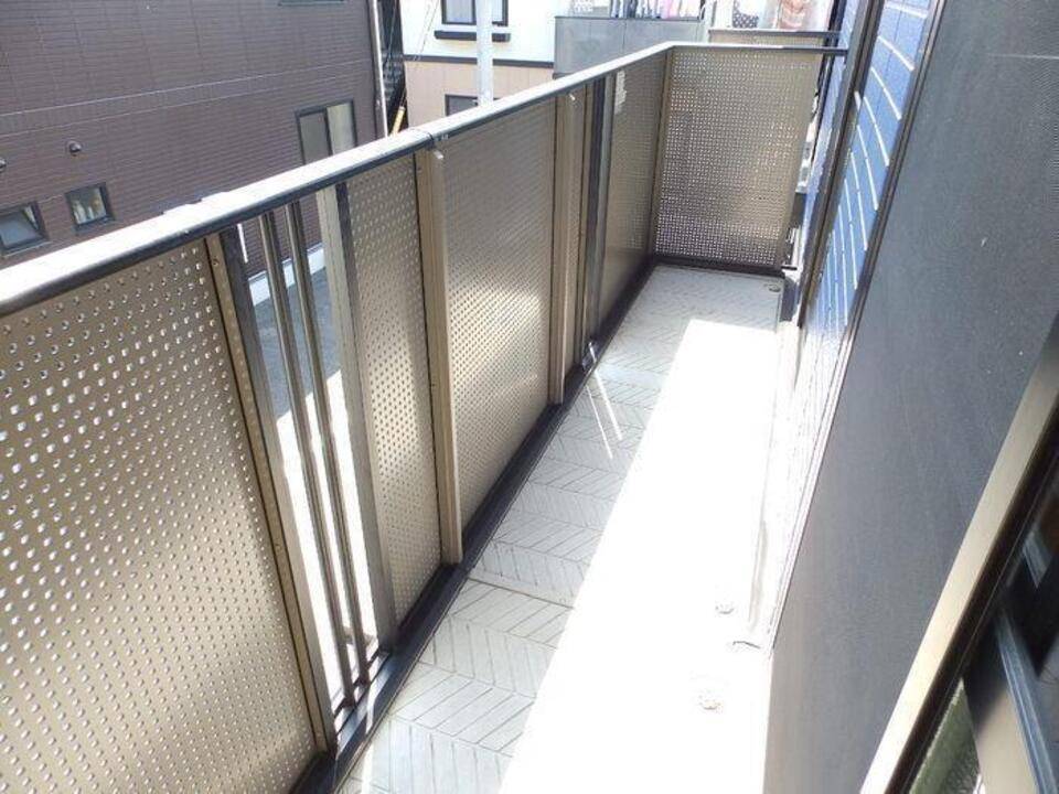 バルコニー　バルコニー