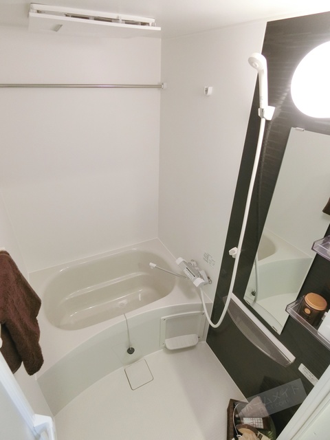 バス・シャワールーム　同マンション内他居室写真になります。