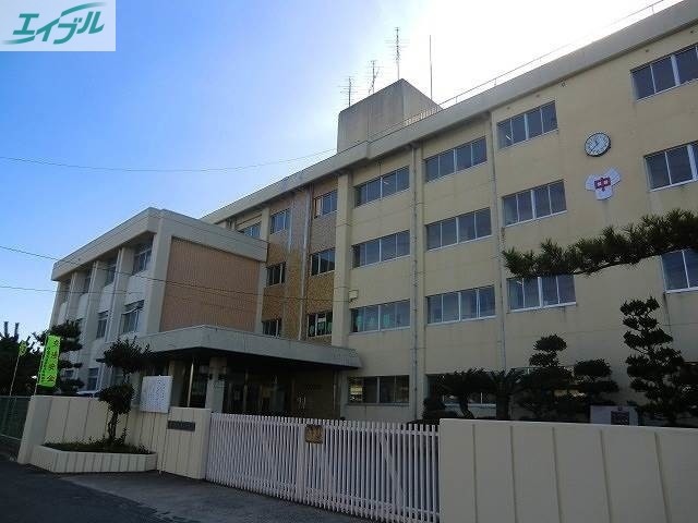 中学校　岡山市立桑田中学校（中学校）まで1149m