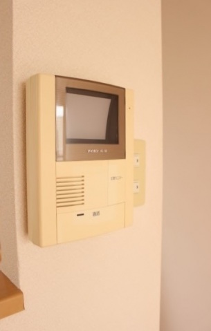 セキュリティ　ＴＶドアホンで防犯対策。