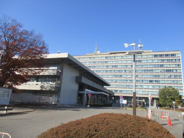 役所　長野県庁（役所）まで650m