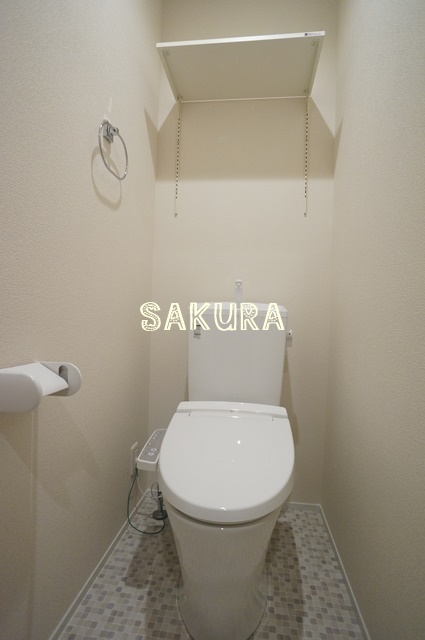 トイレ　嬉しい温水洗浄便座♪