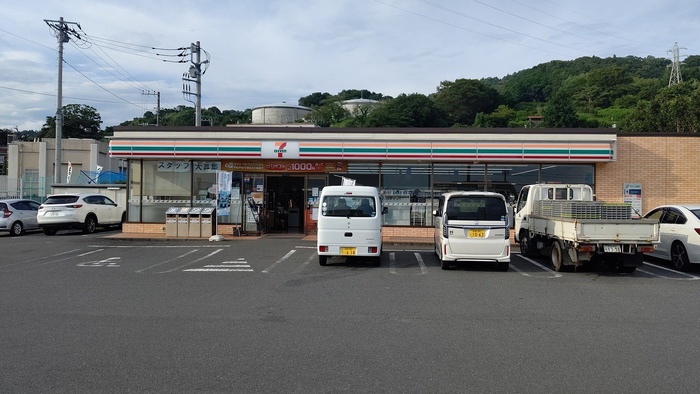 コンビニ　セブンイレブン小田原曽我店（コンビニ）まで650m