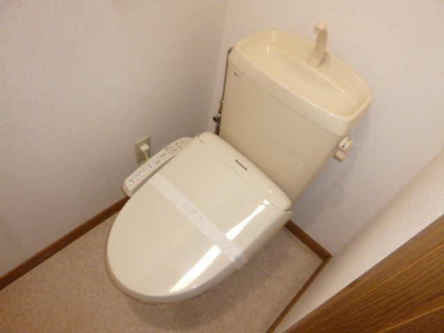 トイレ　ウォシュレット