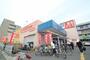 スーパー　トップワン食品館本郷店（スーパー）まで747m