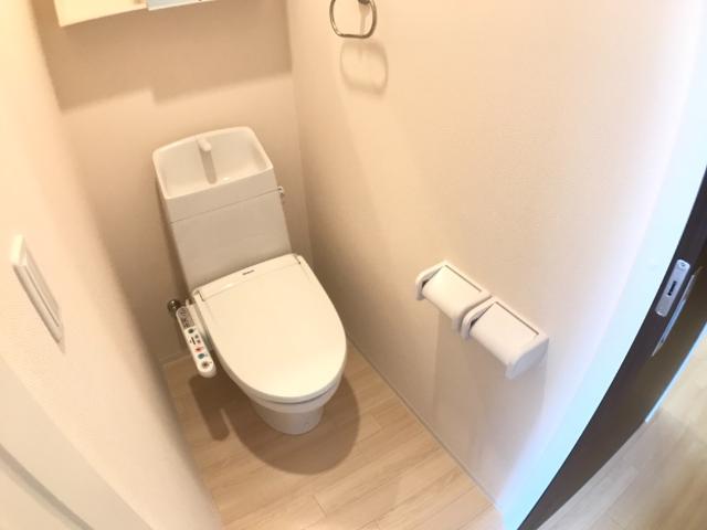 トイレ　シャワー付トイレ