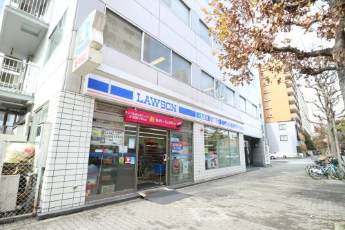 コンビニ　ローソン 丸の内二丁目店（コンビニ）まで154m