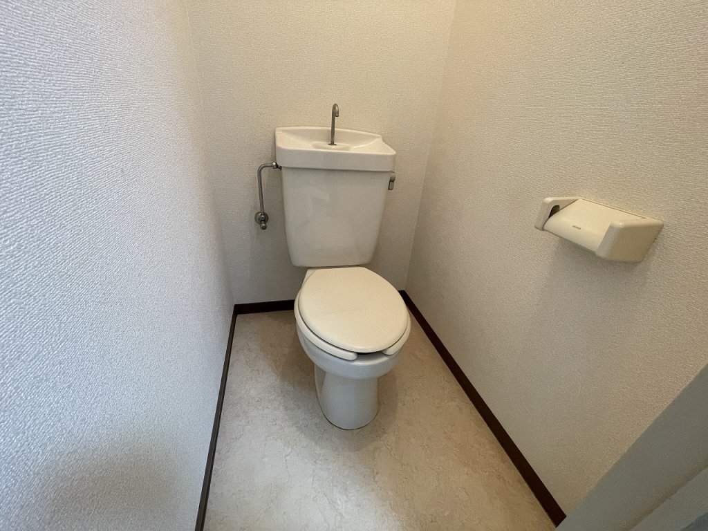 トイレ　普通のトイレ