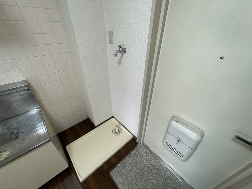 洗面設備　室内洗濯機置場