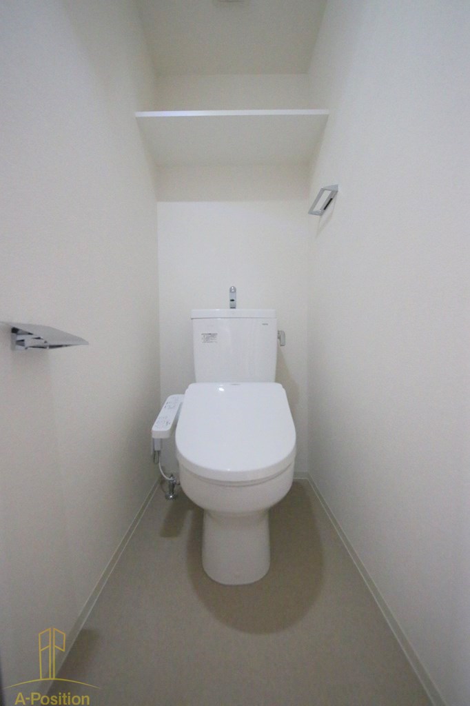 トイレ　プレサンス長堀通グレイタス