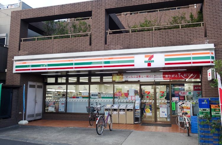 コンビニ　セブンイレブン熊の前店（コンビニ）まで212m