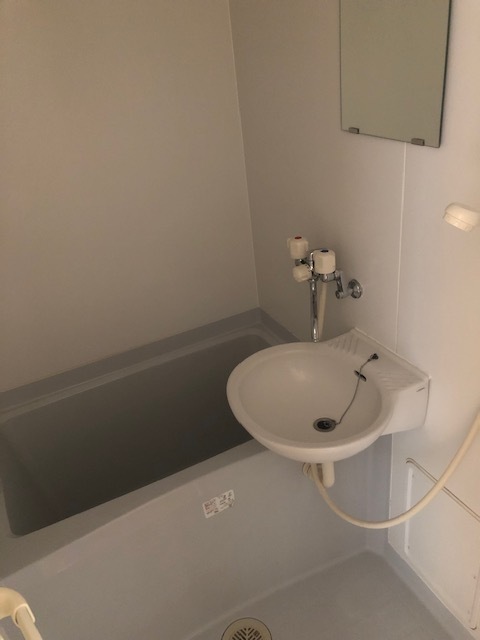 バス・シャワールーム　★044-299-8985までお気軽にお電話下さい♪