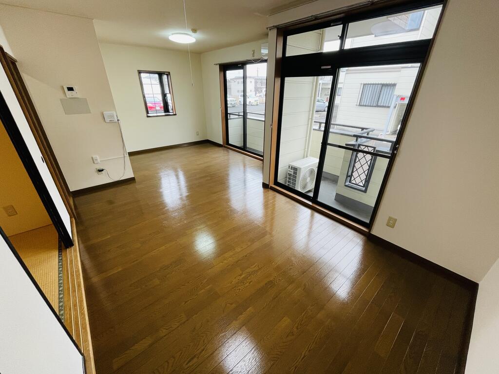 居室・リビング　同施工モデル写真