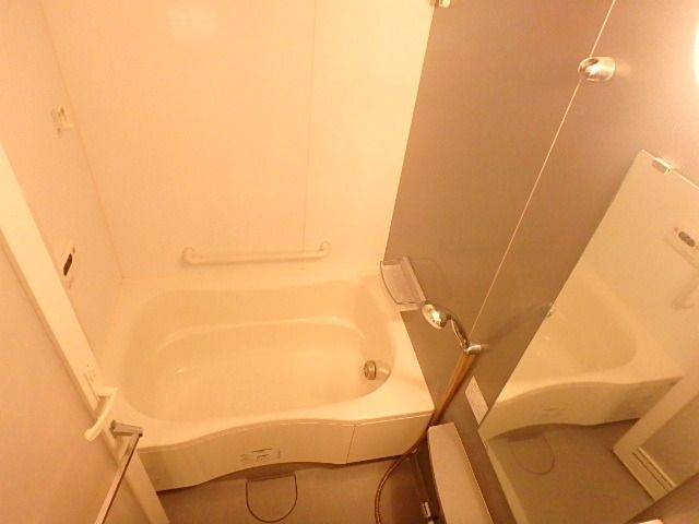 バス・シャワールーム　お風呂