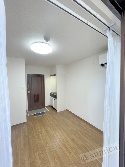 居室・リビング　扉を開ければこの解放感＾０＾さぁどう使いましょうか。。。