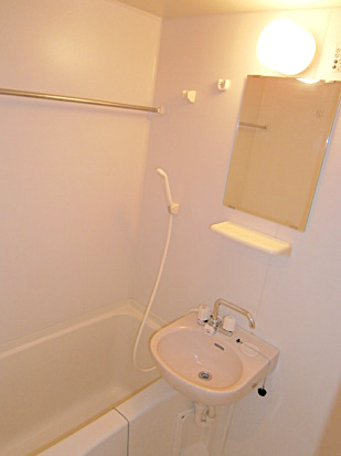 バス・シャワールーム　浴室