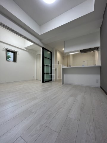 居室・リビング　gm難波ウエストD.C(ジーエムナンバウエストディーシー）