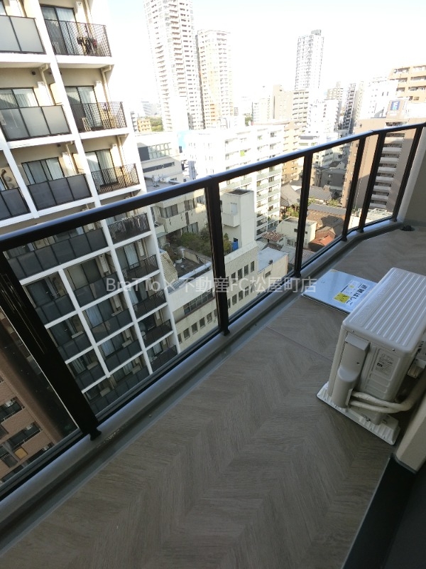 バルコニー　バルコニー