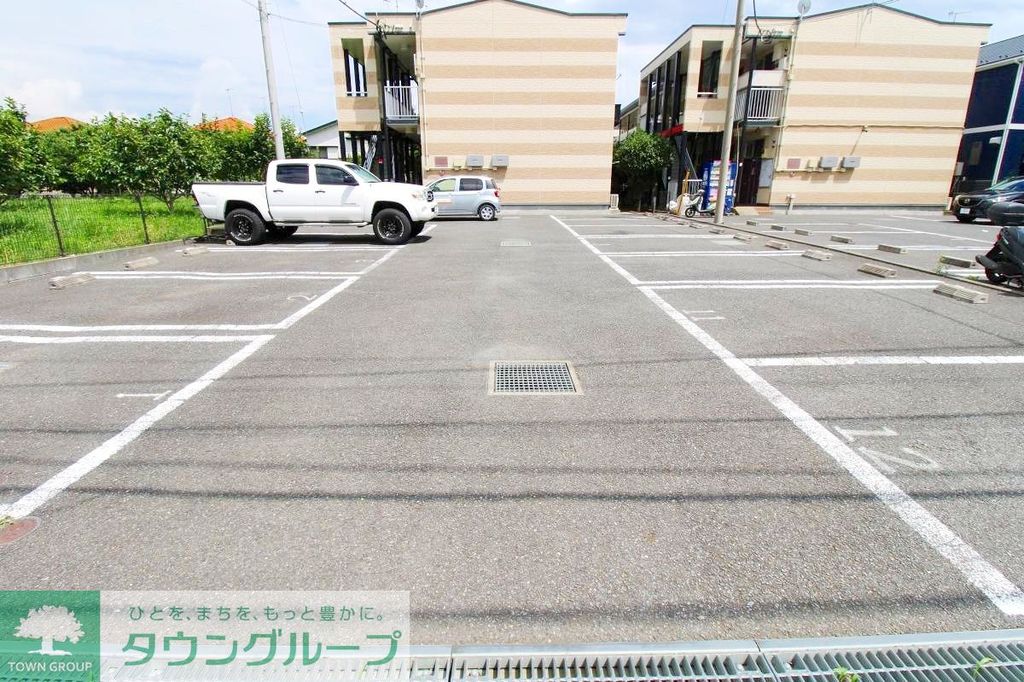 駐車場　駐車場