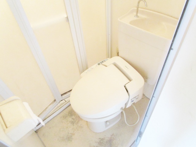 トイレ　洋式トイレ。