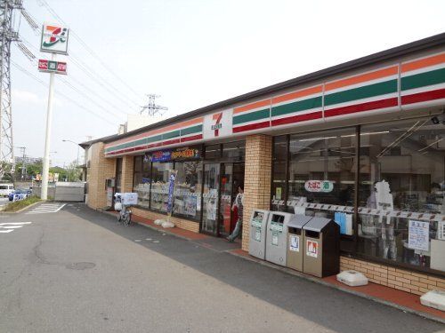 コンビニ　セブンイレブン船橋海神町南店（コンビニ）まで265m
