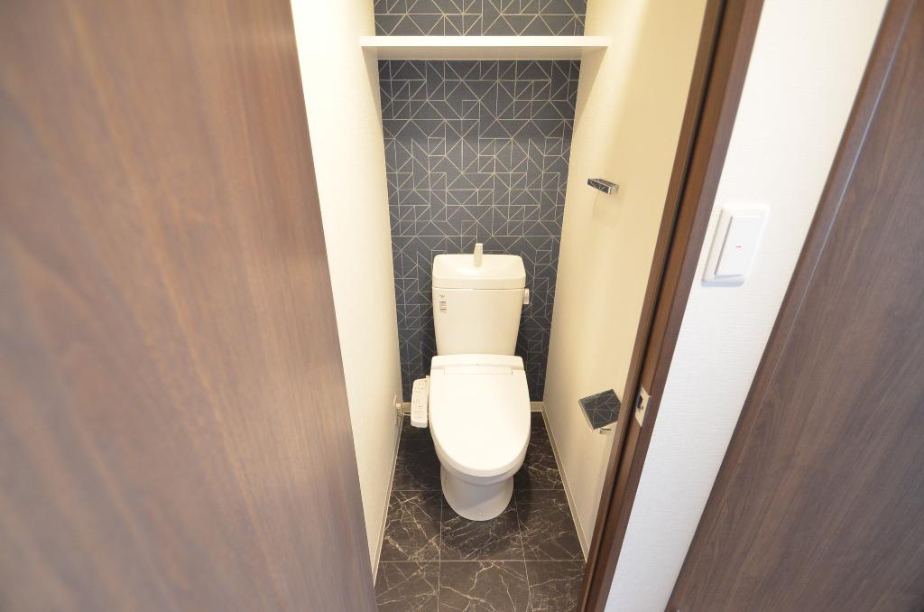 トイレ　シャワー付トイレ